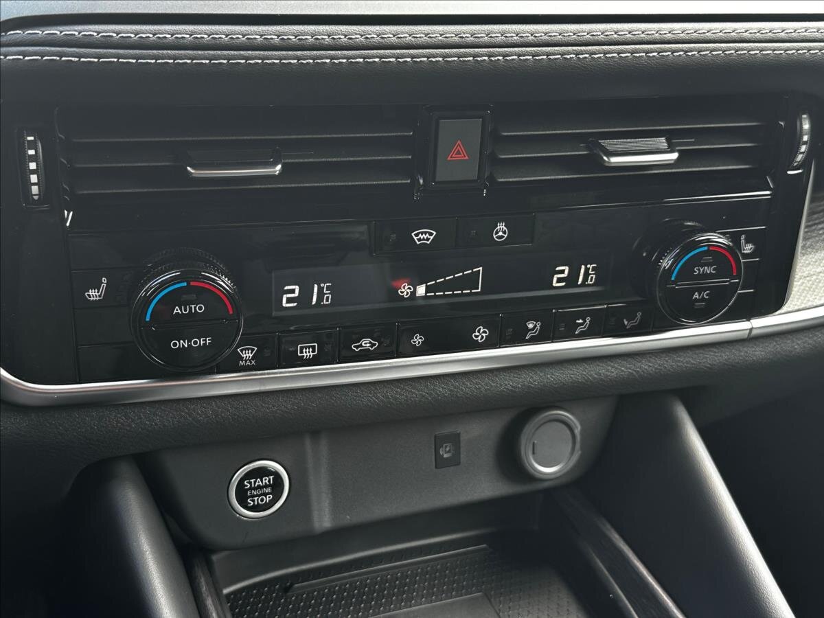 Nissan Qashqai SUV 1,3 l 116 kw