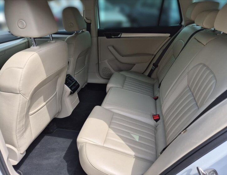 Škoda Superb Kombi 2,0 l 140 kw