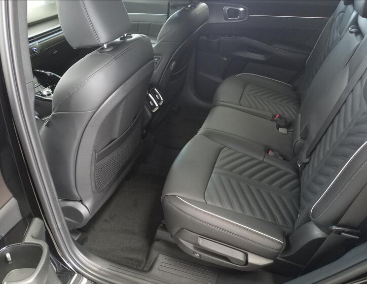 KIA Sorento SUV / Terénní 2,2 l 142 kw