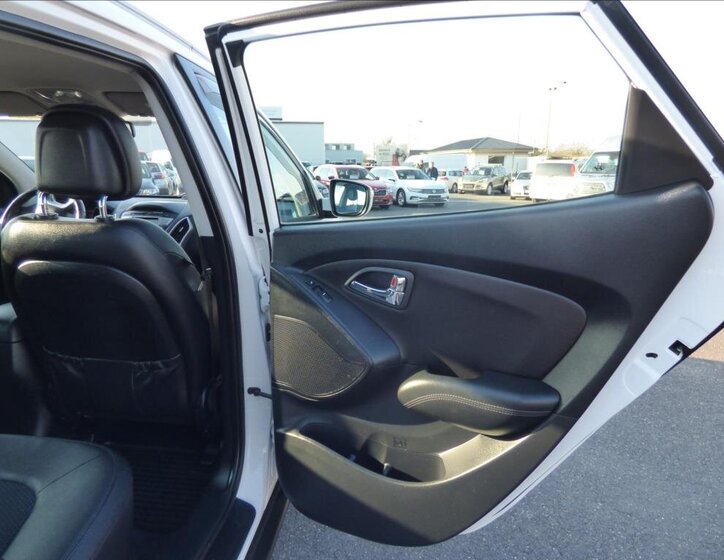 Hyundai ix35 SUV / Terénní 1,6 l 99 kw