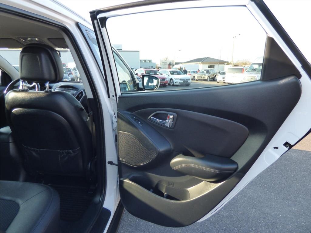 Hyundai ix35 SUV / Terénní 1,6 l 99 kw