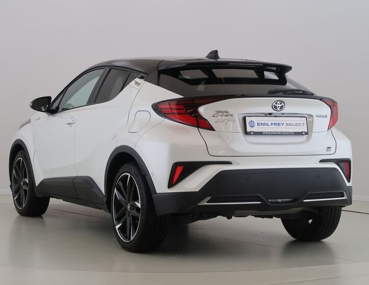 Toyota C-HR 7