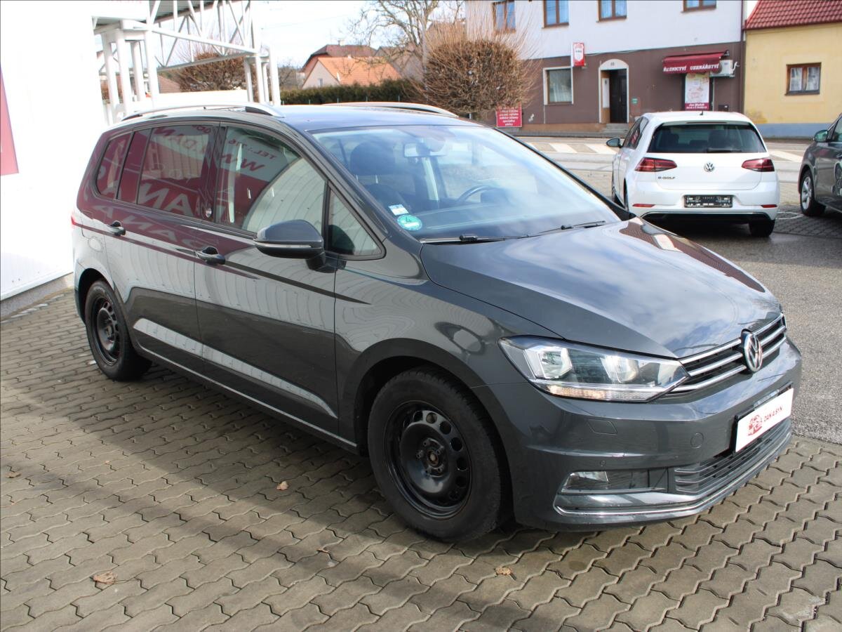 Volkswagen Touran SUV 1,2 l 81 kw