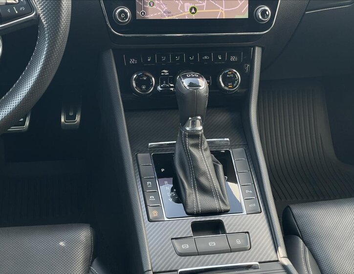 Škoda Superb Liftback 2,0 l 147 kw