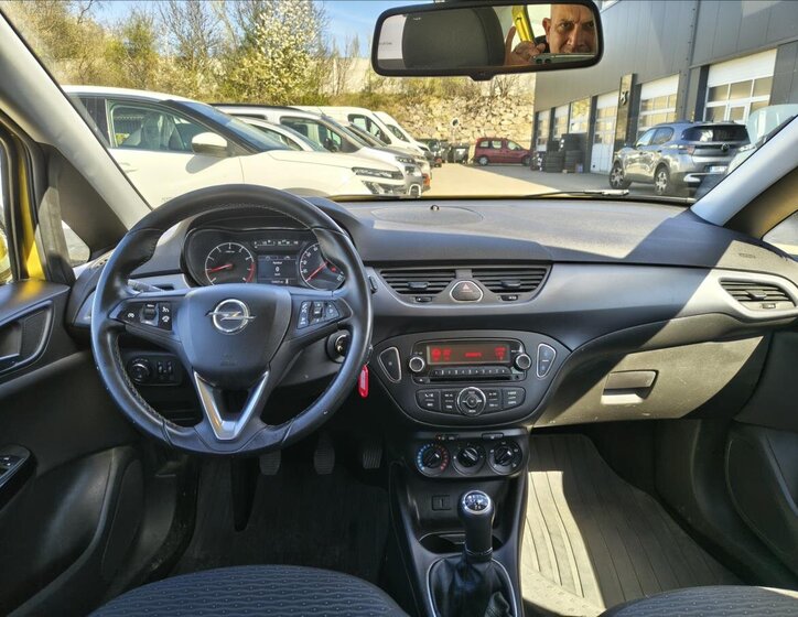 Opel Corsa Hatchback 1,4 l 66 kw