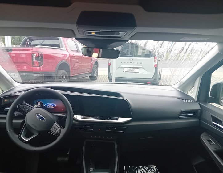 Ford Tourneo Connect 11