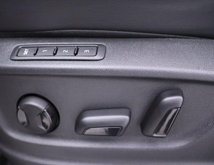 Škoda Kodiaq SUV / Terénní 2,0 l 180 kw