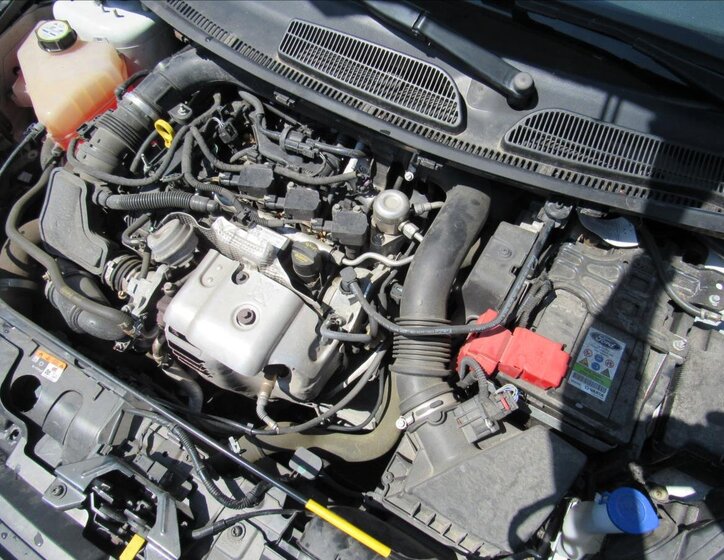 Ford Fiesta Hatchback 998,0 74 kw