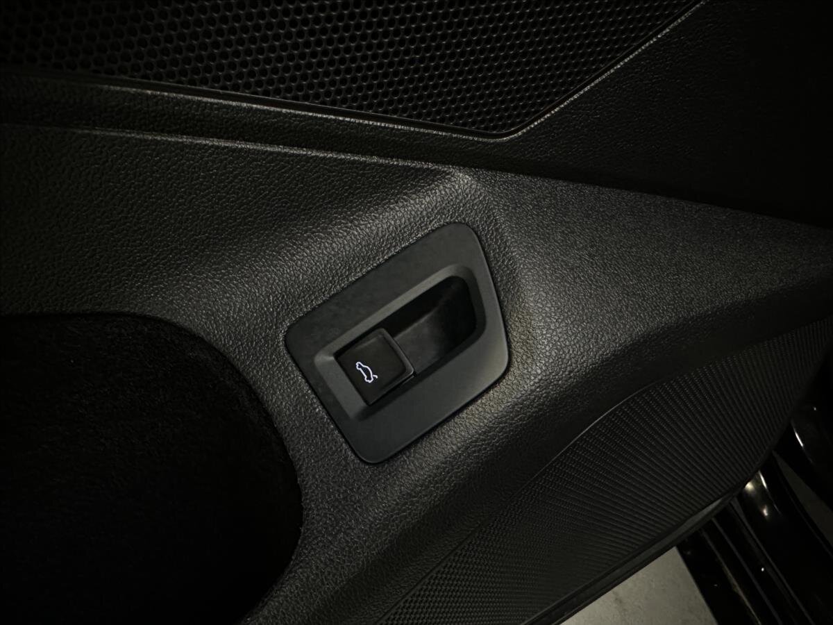 Volkswagen Arteon Liftback 2,0 l 176 kw