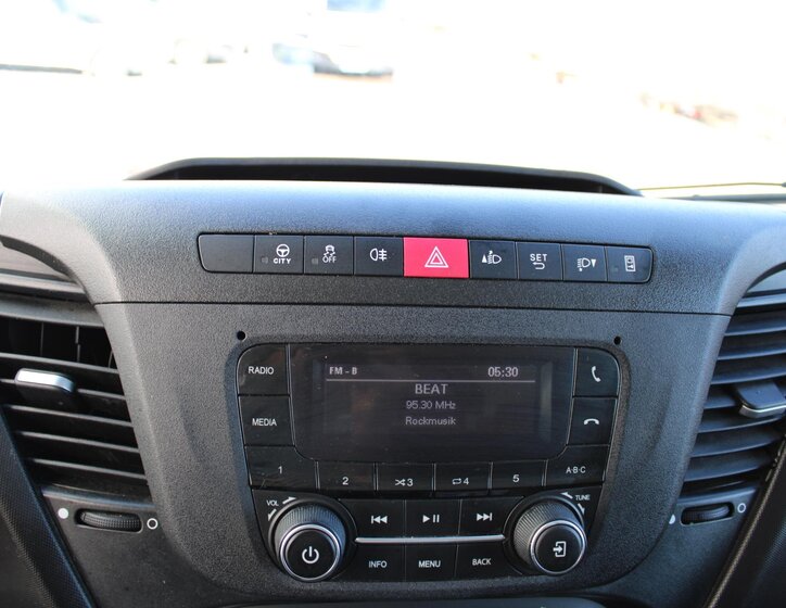 Iveco Daily Skříň 3,0 l 118 kw