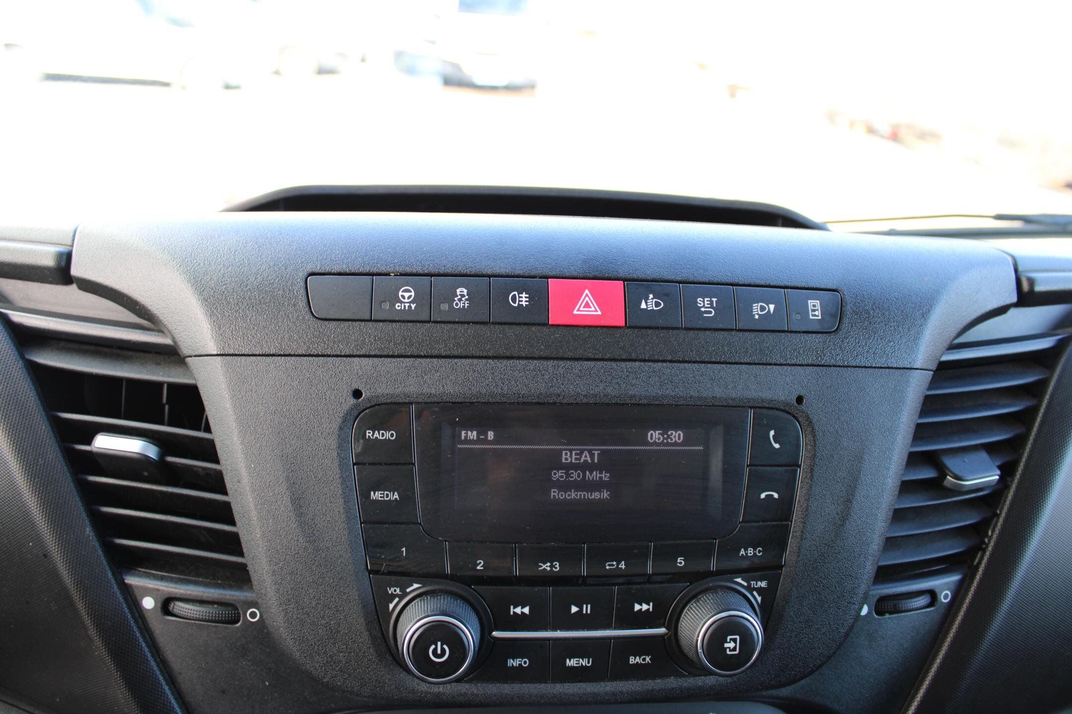 Iveco Daily Skříň 3,0 l 118 kw