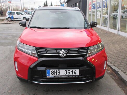 Suzuki Vitara SUV 1,4 l 81 kw
