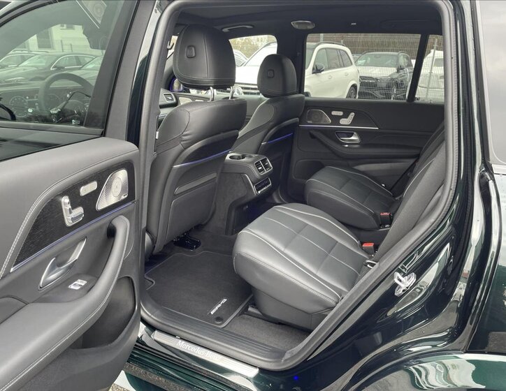 Mercedes-Benz GLS 13