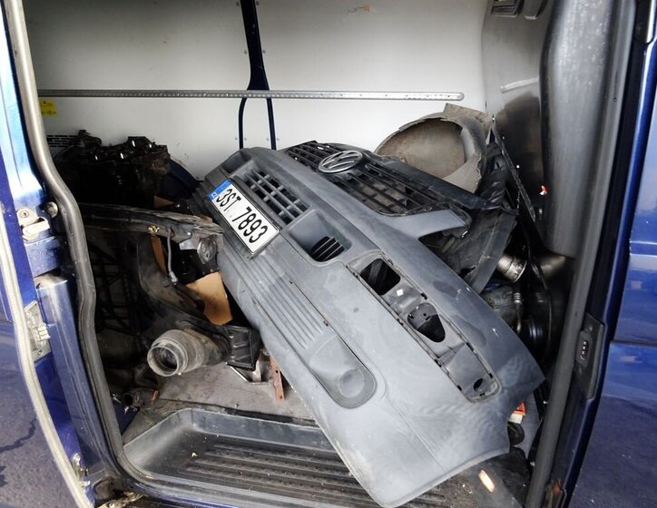 Volkswagen Transporter Skříň 2,5 l 96 kw