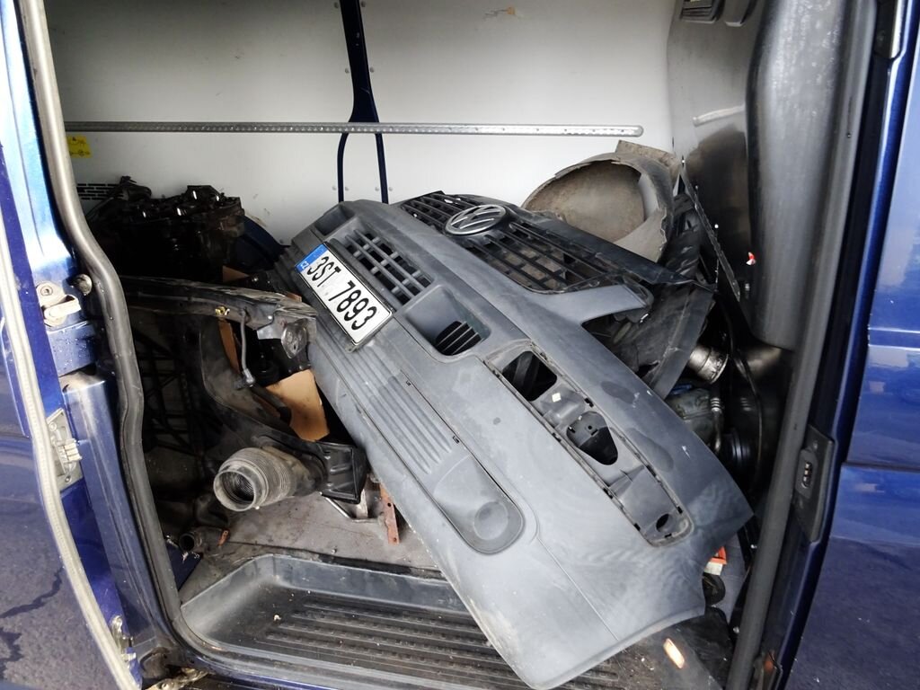 Volkswagen Transporter Skříň 2,5 l 96 kw