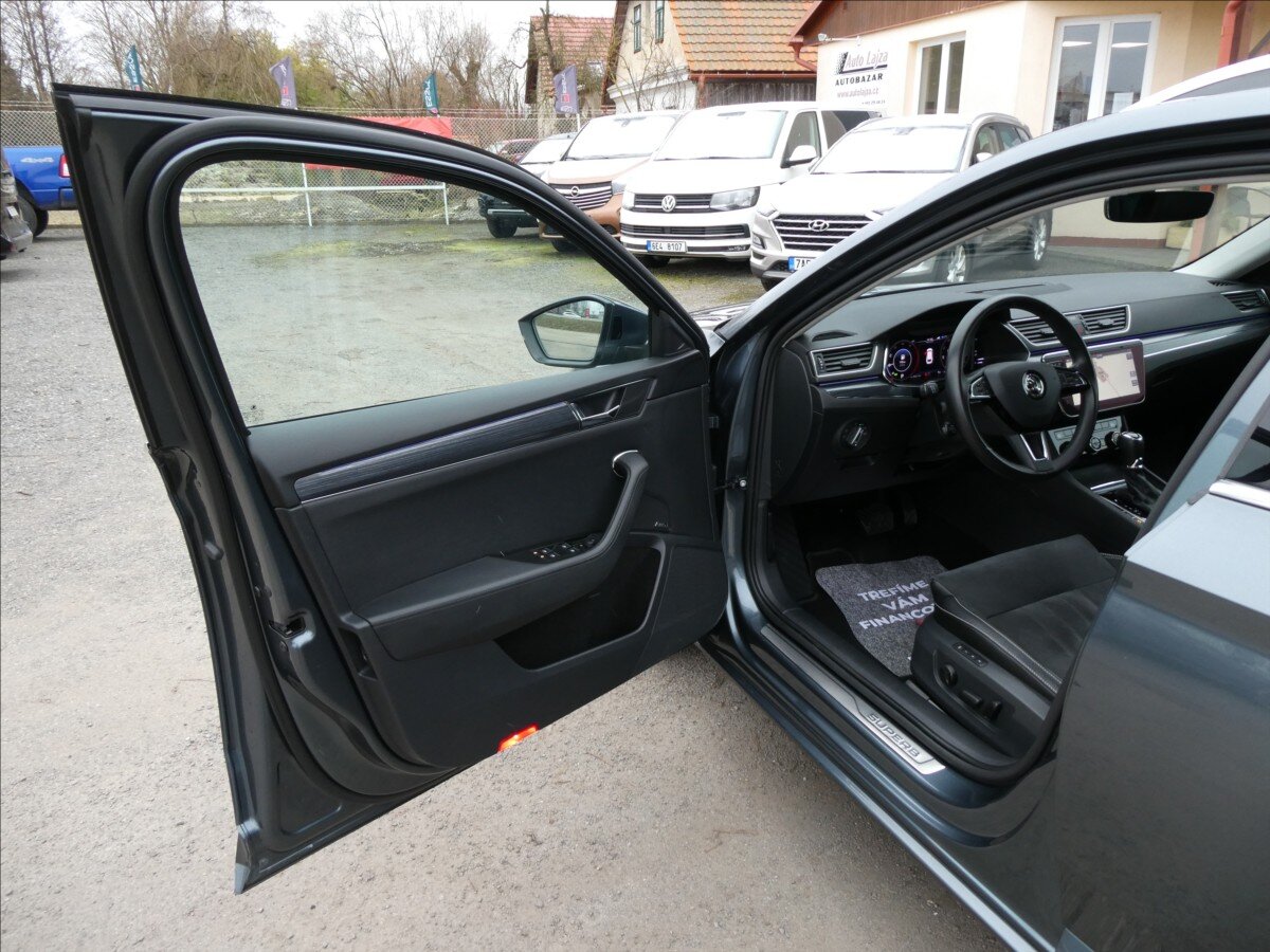 Škoda Superb