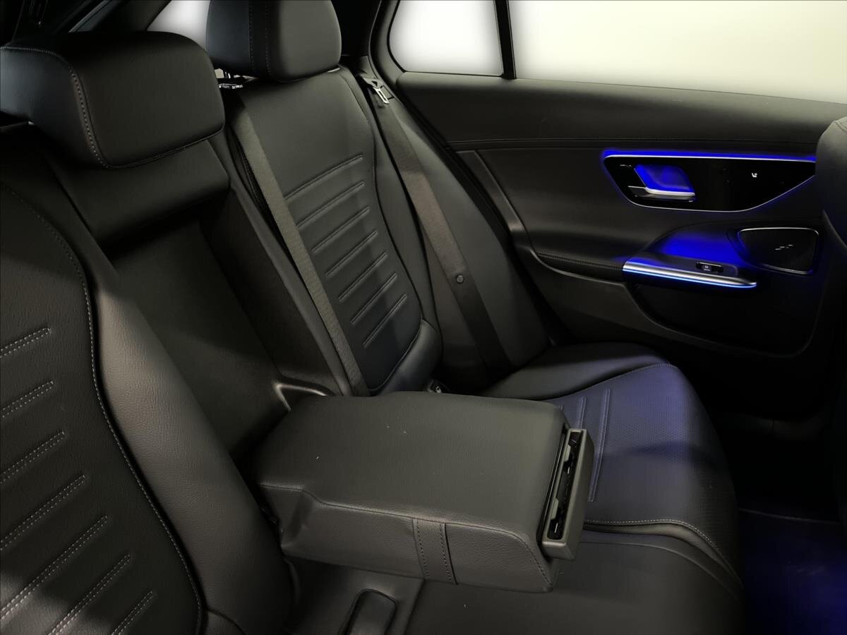 Mercedes-Benz Třídy C Kombi 2,0 l 147 kw