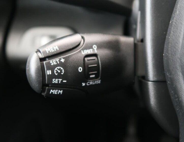 Toyota ProAce Kombi 1,5 l 96 kw