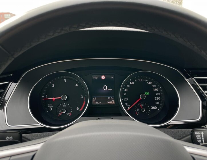 Volkswagen Passat Kombi 2,0 l 110 kw