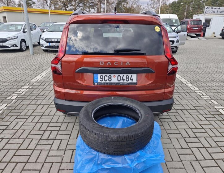 Dacia Jogger Kombi 999,0 67 kw