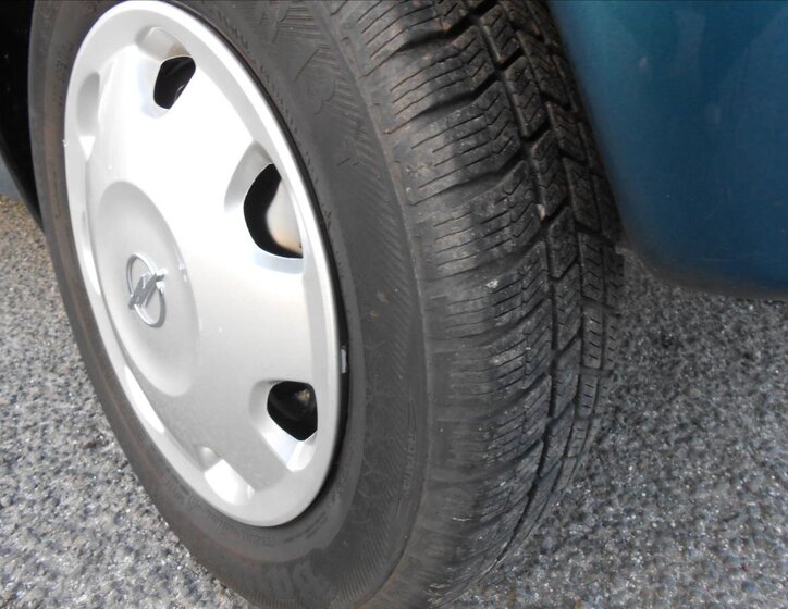 Opel Corsa Hatchback 973,0 43 kw