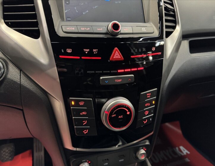 SsangYong Tivoli SUV / Terénní 1,6 l 94 kw