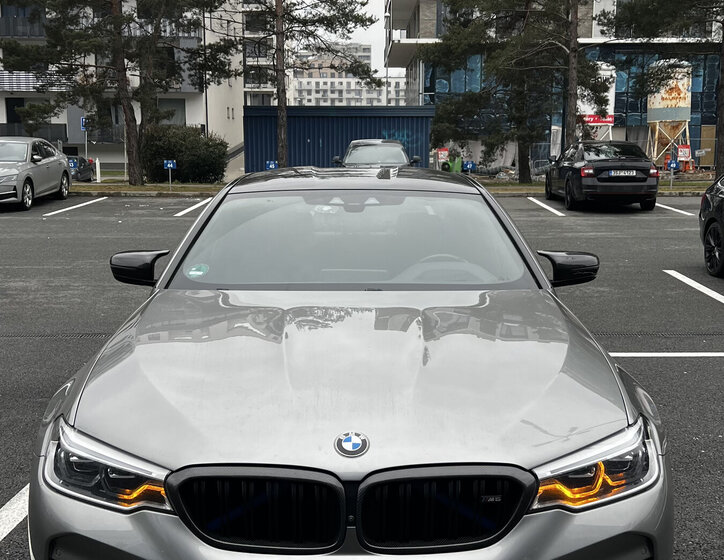 BMW M5 Sedan 4,4 l 441 kw