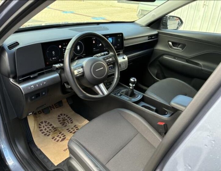 Hyundai Kona SUV 1,6 l 145 kw