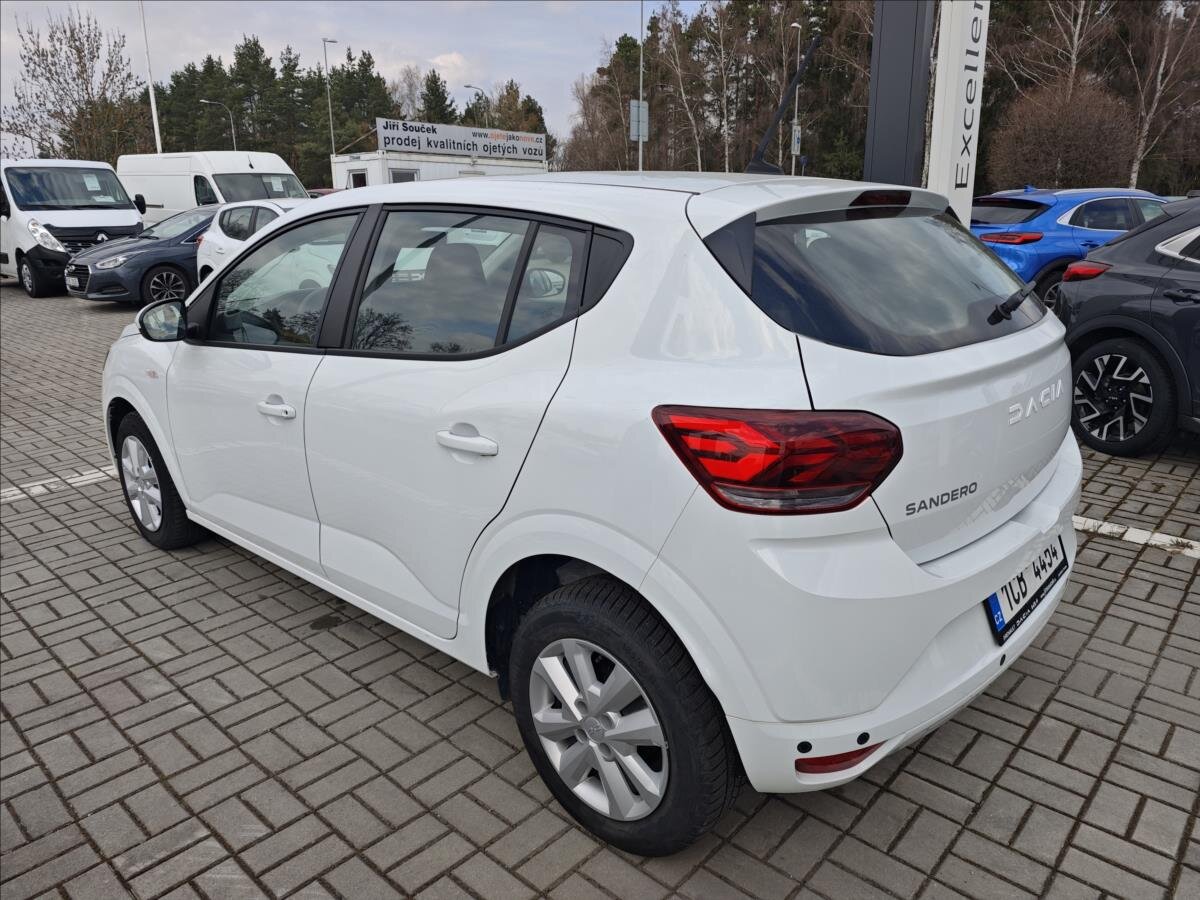 Dacia Sandero Hatchback 999,0 67 kw