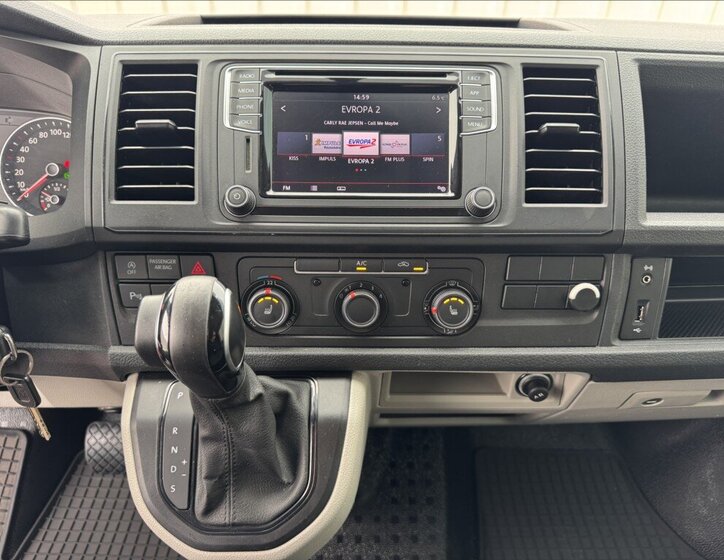 Volkswagen Transporter Skříň 2,0 l 110 kw