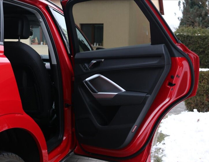 Audi Q3 SUV 2,0 l 140 kw