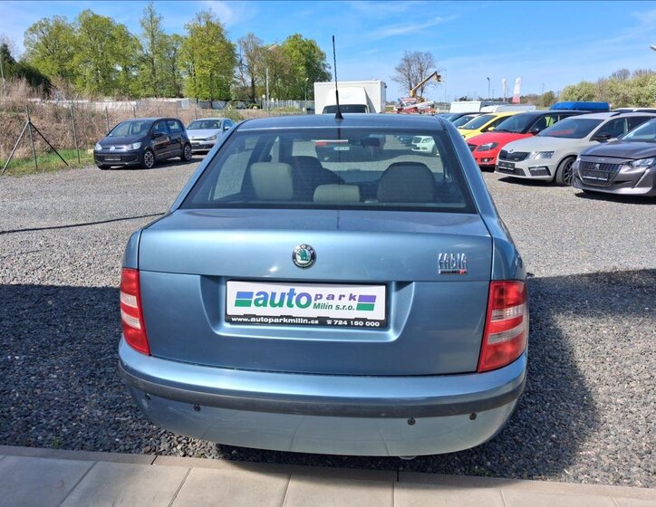 Škoda Fabia Sedan / Limuzína 1,2 l 47 kw