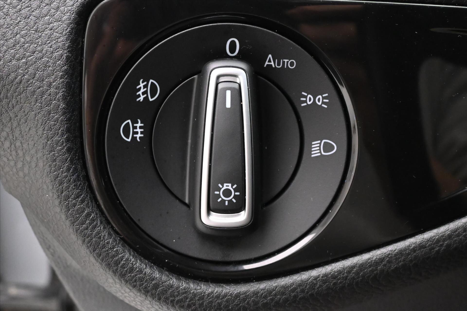 Volkswagen Golf Kombi 1,6 l 85 kw