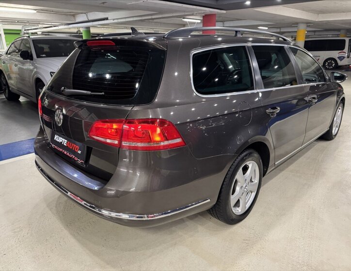Volkswagen Passat Kombi 2,0 l 103 kw