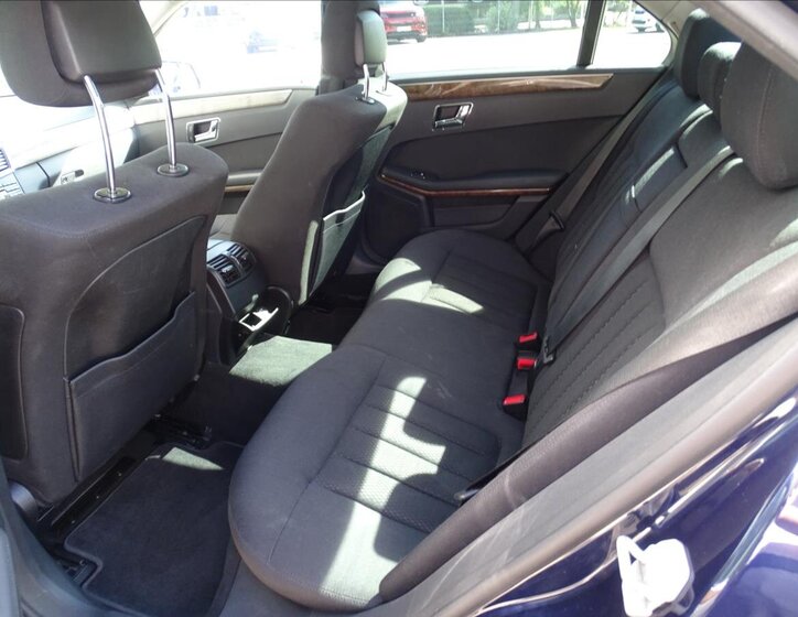 Mercedes-Benz Třídy E 9