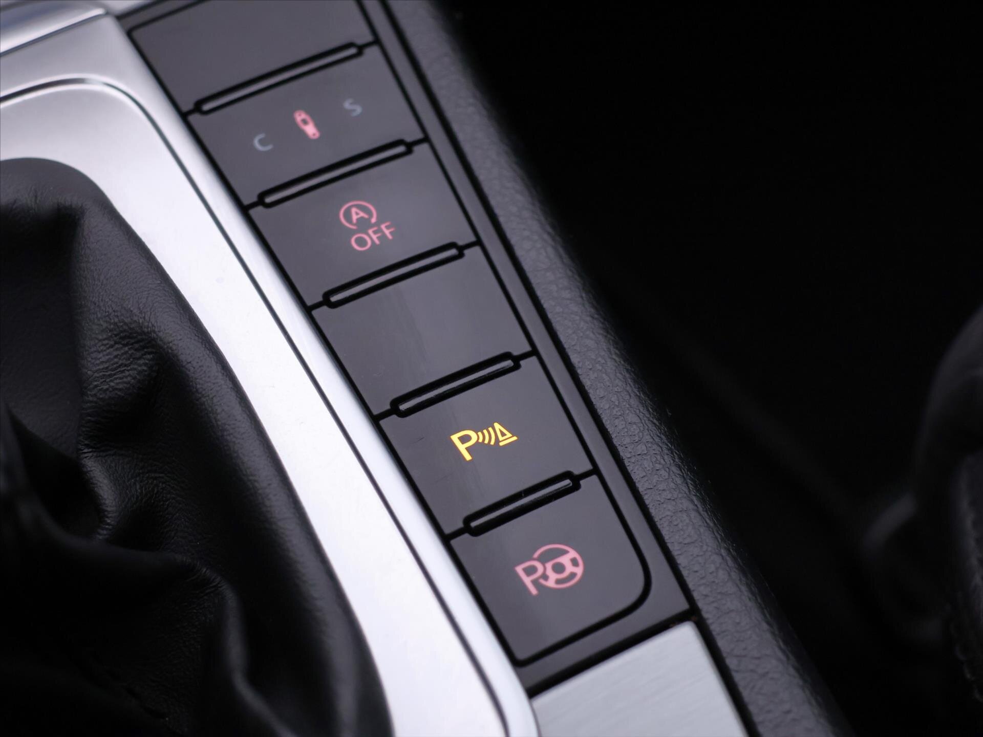 Volkswagen CC Sedan / Limuzína 2,0 l 130 kw