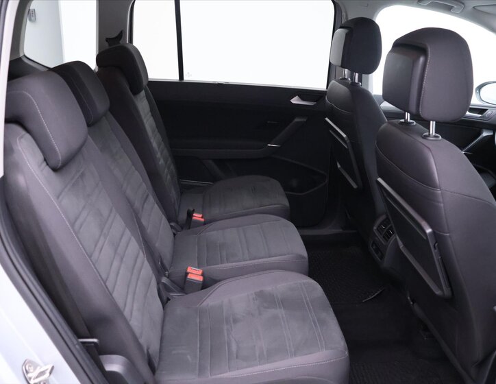 Volkswagen Touran Kombi 1,6 l 85 kw