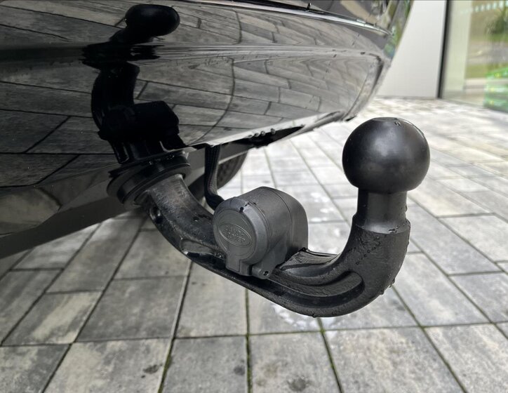 Land Rover Range Rover Velar SUV / Terénní 2,0 l 150 kw