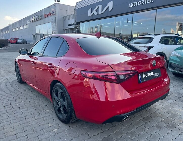 Alfa Romeo Giulia Sedan 2,1 l 118 kw