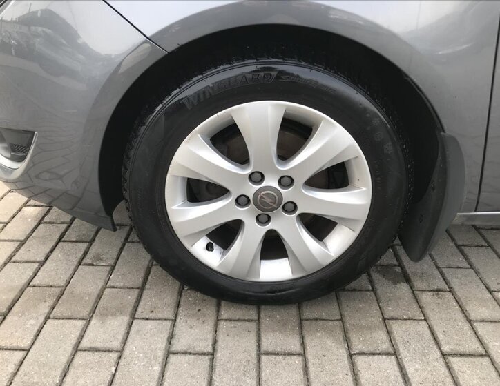 Opel Meriva MPV 1,4 l 74 kw