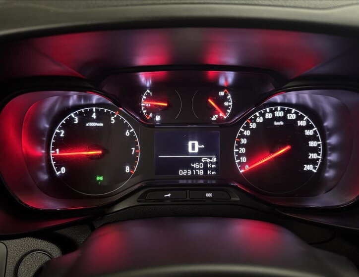 Opel Combo Skříň 1,5 l 75 kw