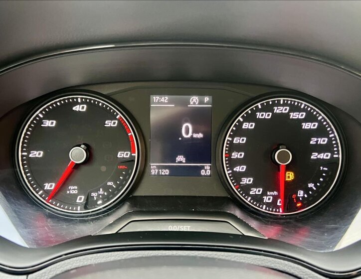 Seat Arona SUV 1,6 l 70 kw