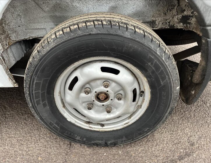 Ford Transit Skříň 2,2 l 74 kw