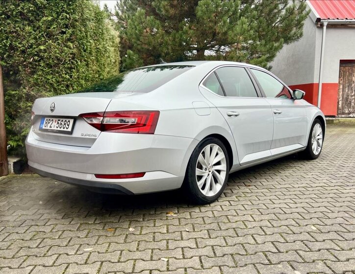Škoda Superb 6