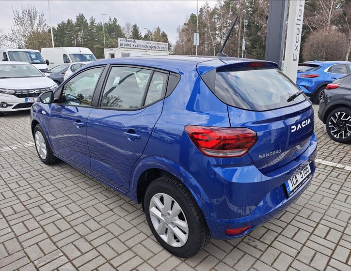 Dacia Sandero Hatchback 999,0 67 kw