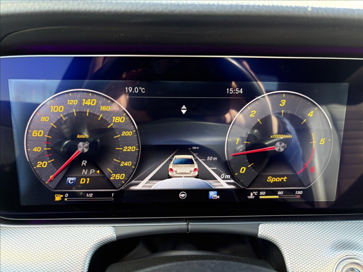 Mercedes-Benz Třídy E Sedan / Limuzína 3,0 l 190 kw