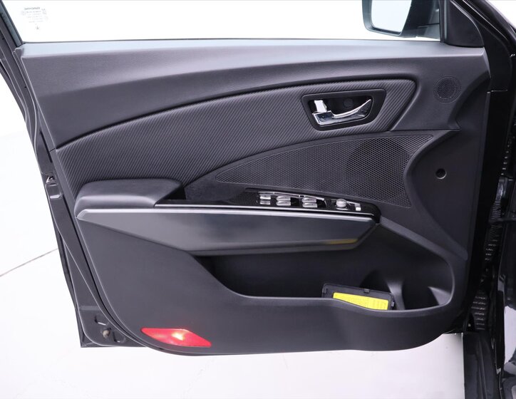 SsangYong XLV SUV 1,6 l 85 kw