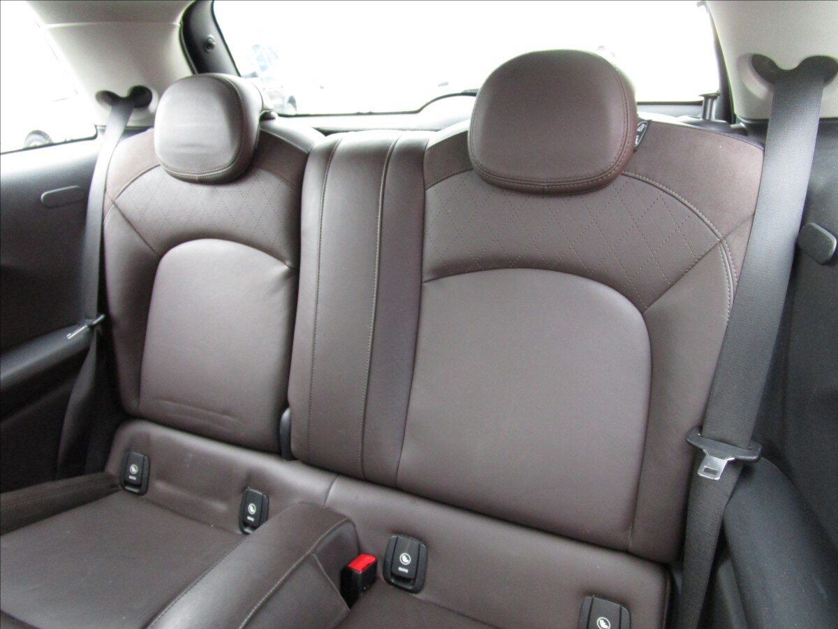 Mini Cooper Hatchback 1,5 l 85 kw