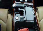 Audi A8 36
