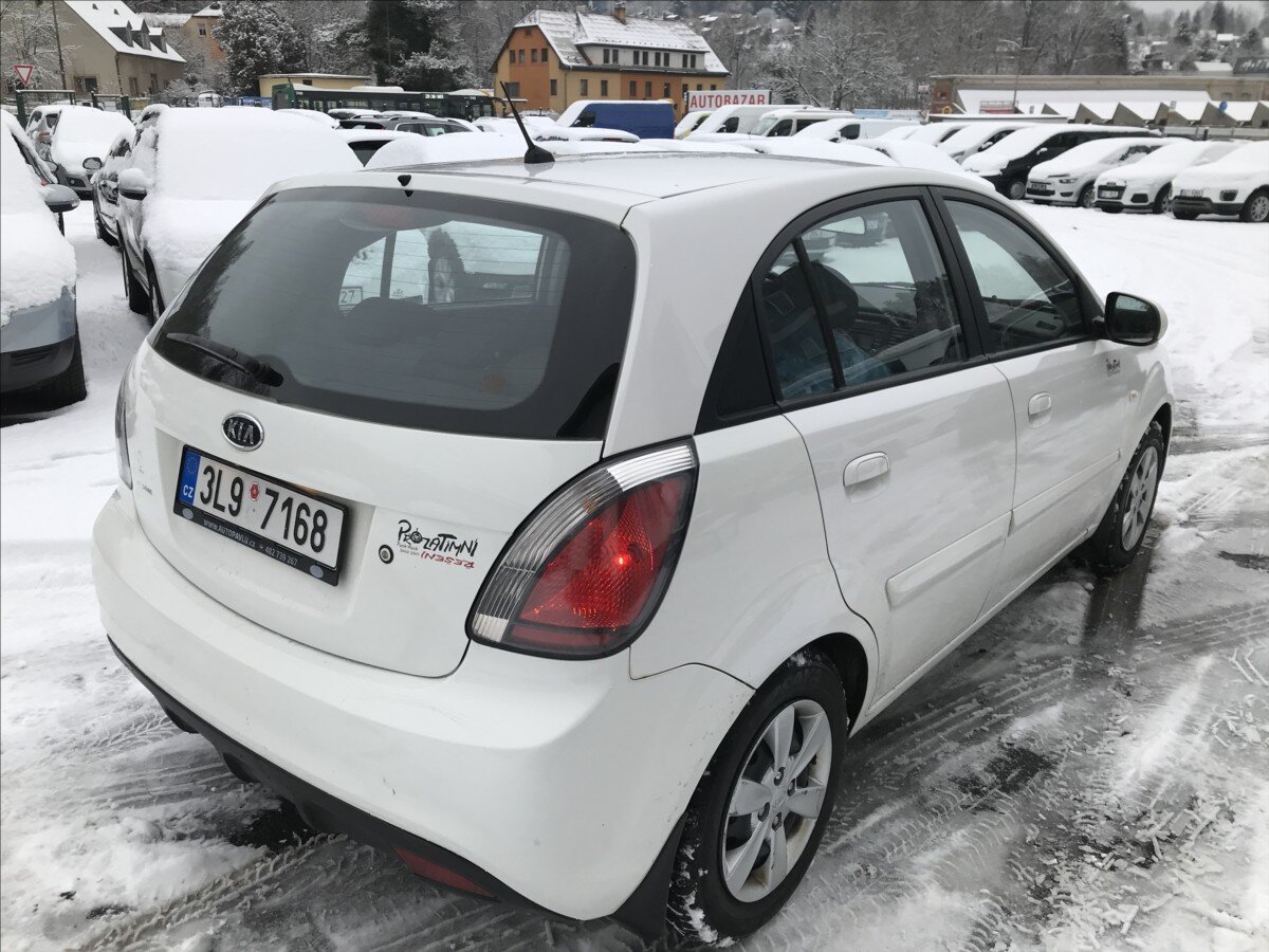 KIA Rio Hatchback 1,4 l 71 kw
